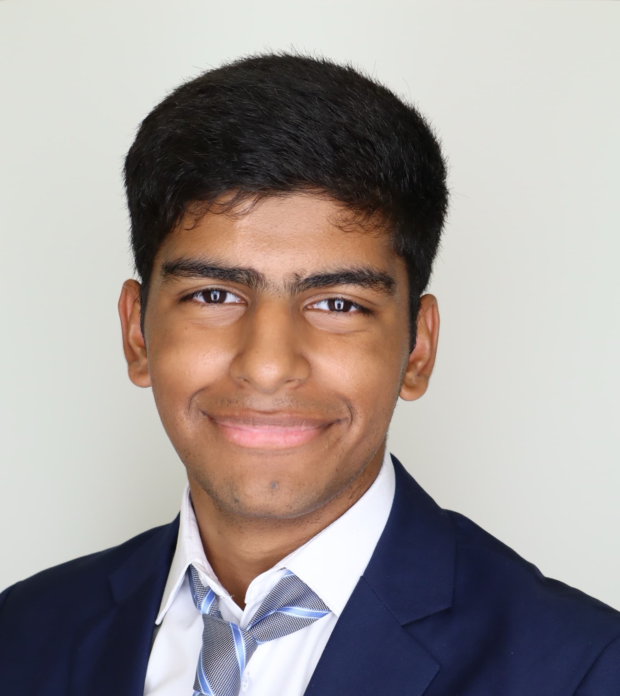 Headshot of Manoj Kumar